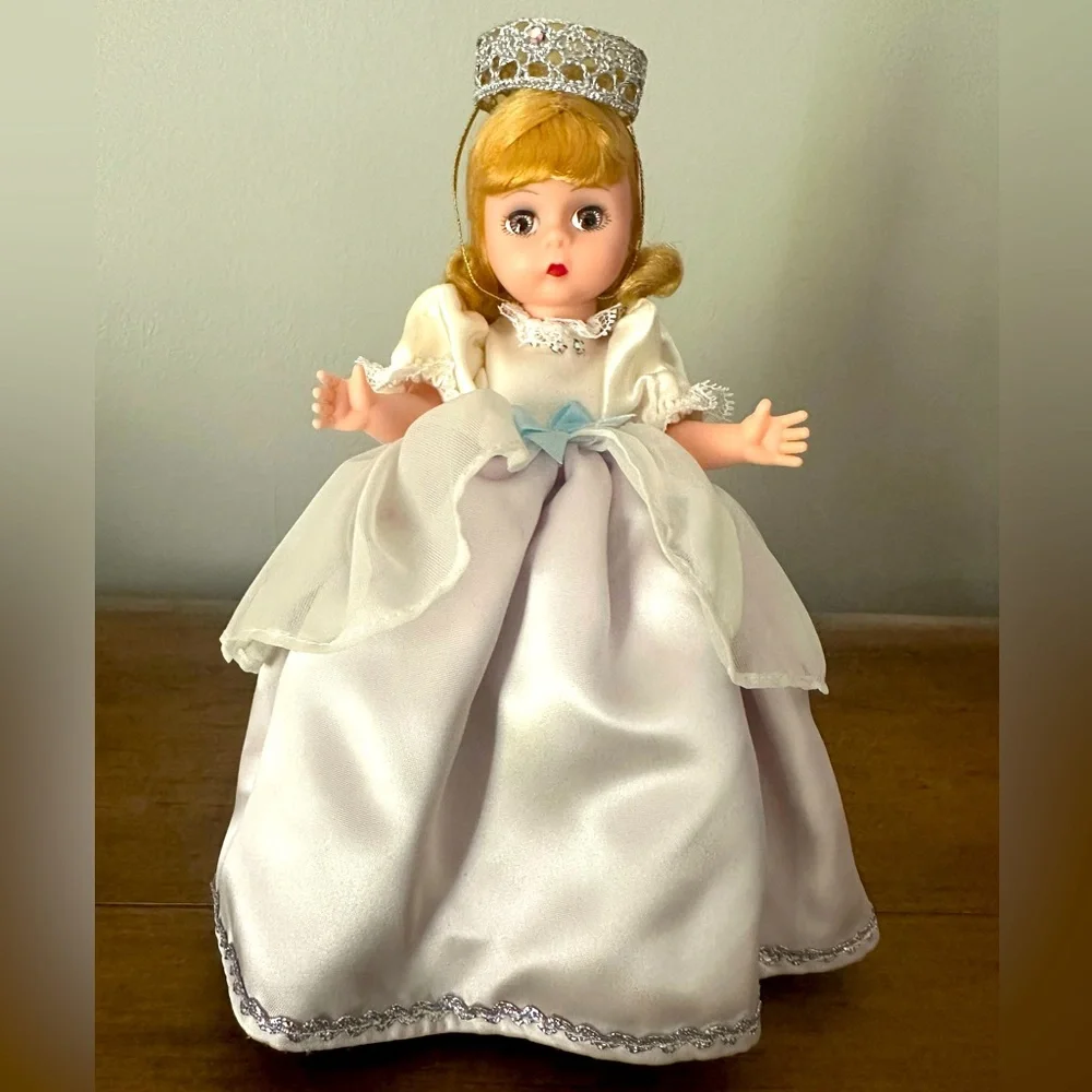 Vtg. Madame Alexander Topsy Turvy Cinderella Doll